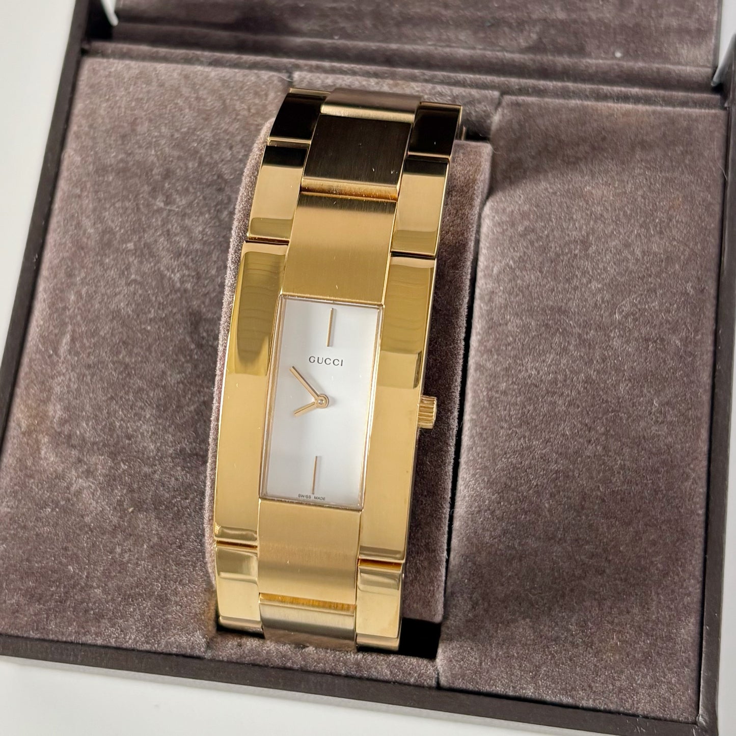 Gucci 1990s Gold Plated Watch (Large)