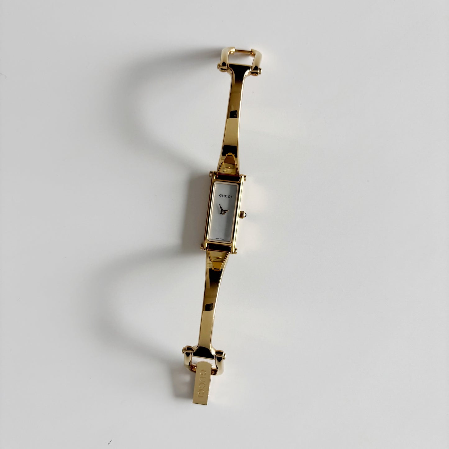 Gucci 1990s Seashell Rectangular Dial Gold Plated Bangle Watch (Small)