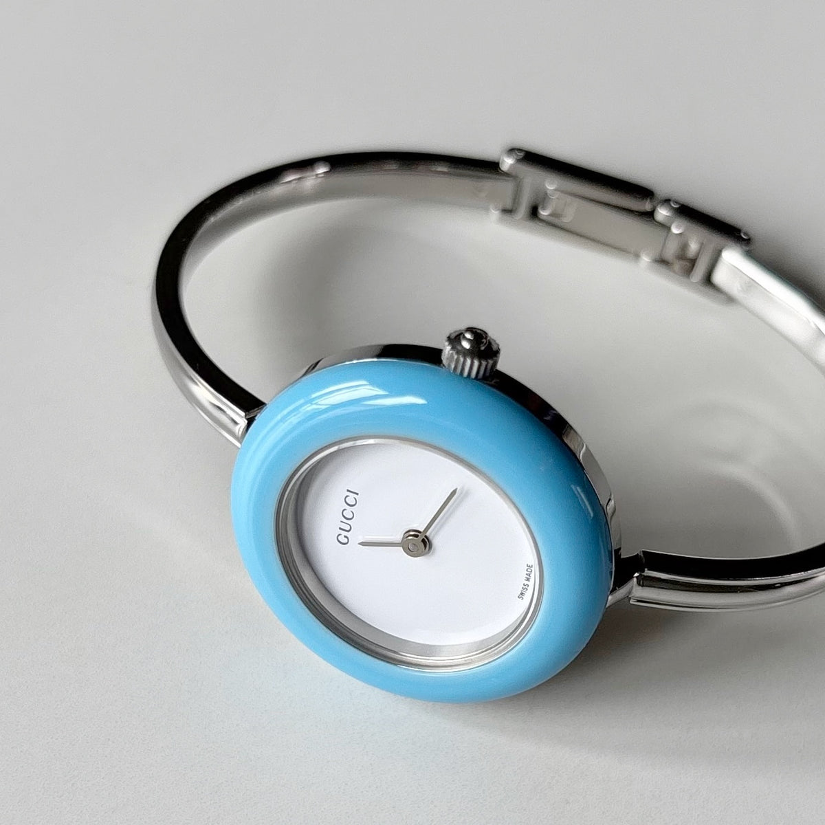 Gucci 1990s Interchangeable Bezel Stainless steel Bangle Watch with 12 bezels, case (Small)