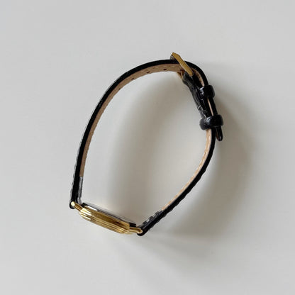 Gucci 1990s Gold Rectangular Dial Gold Plated Bangle Watch