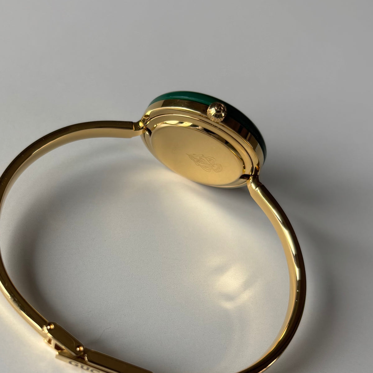 Gucci 1990s Interchangeable Bezel Gold Plated Bangle Watch with 12 bezels, case