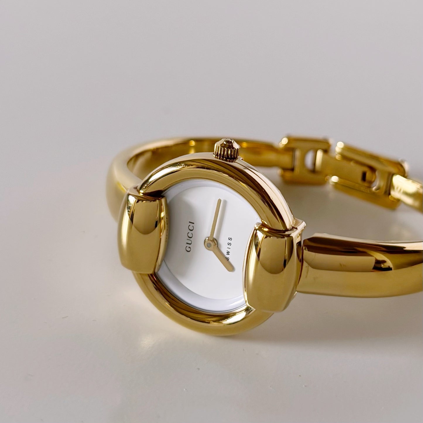 Gucci 1990s Gold Plated Bangle Watch (Small)