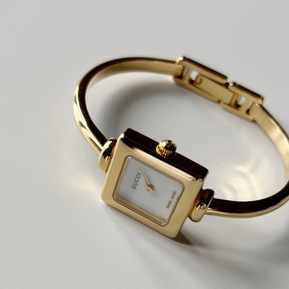 Gucci 1990s Square Dial Gold Plated Bangle Watch (Small)