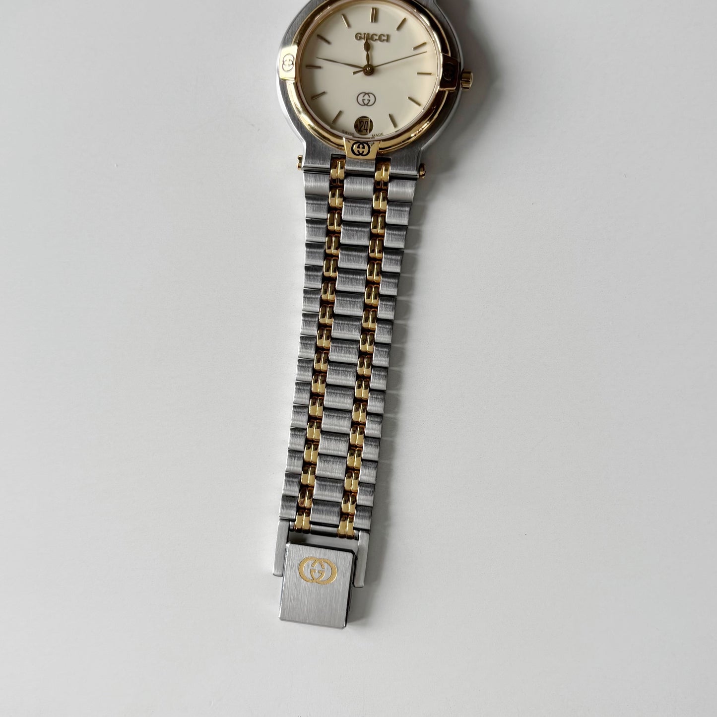 Gucci 1990s Date Round Dial Gold Plated Two Tone Watch (Large)