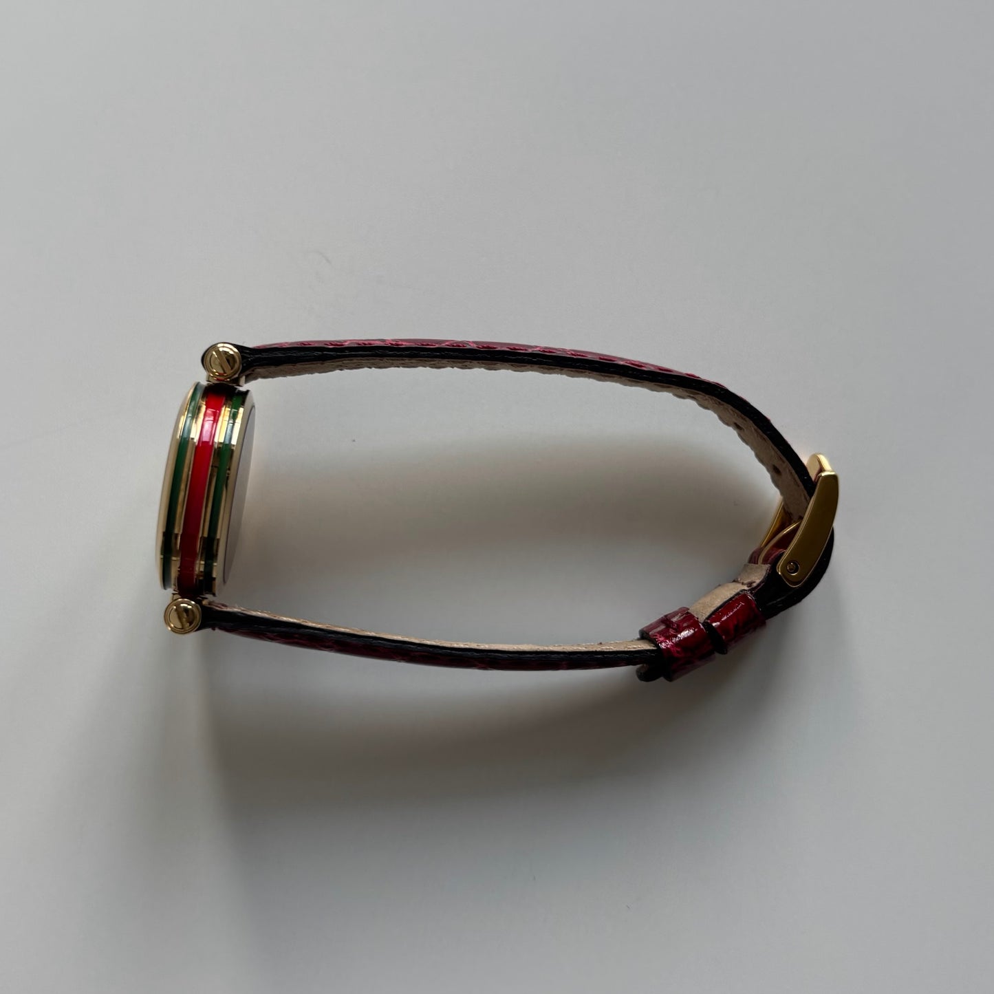 Gucci 1990s Sherry Round Dial Gold Plated Watch