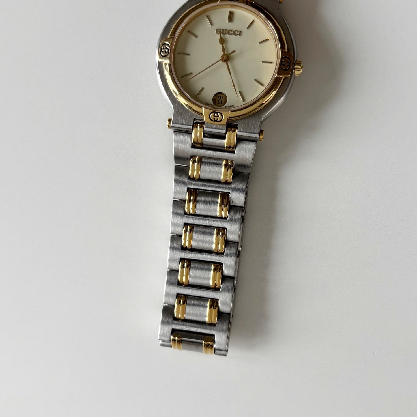 Gucci 1990s Date Round Dial Two Tone Watch (Large)