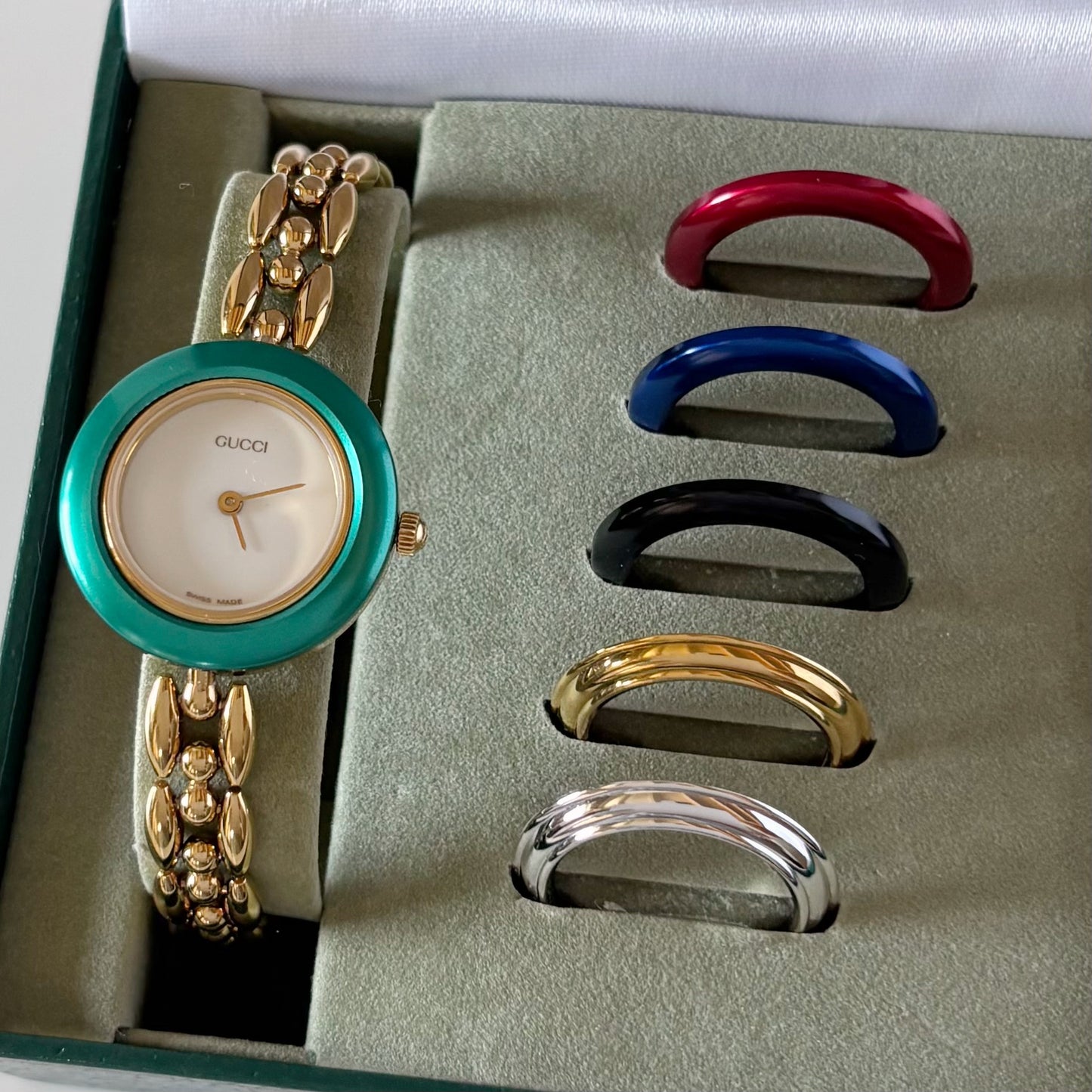 Gucci 1990s Interchangeable Bezel Gold Plated Rice Chain Watch with 6 bezels, case (166mm)