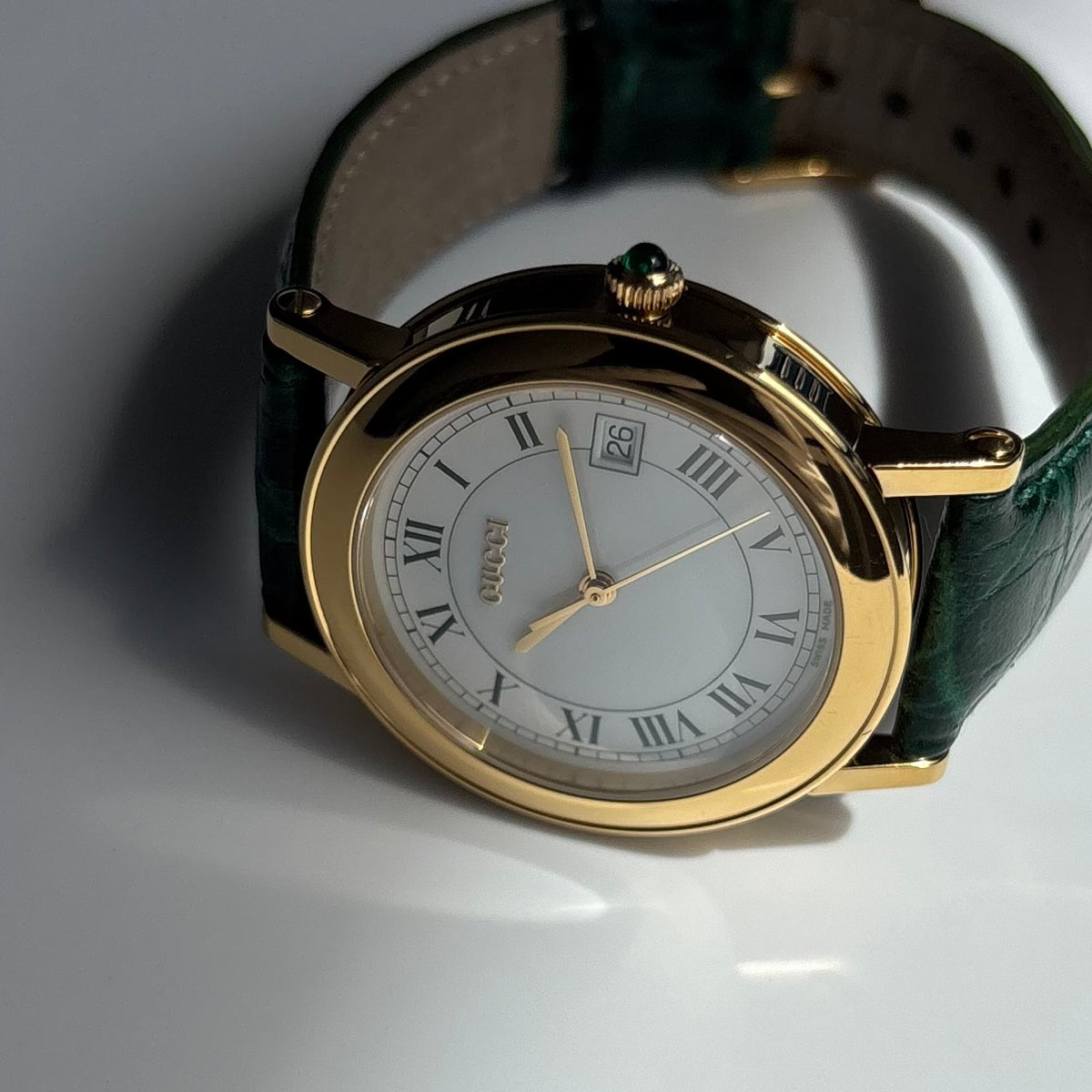 Gucci 1990s Date Round Green Dial Gold-Plated Watch (Large)