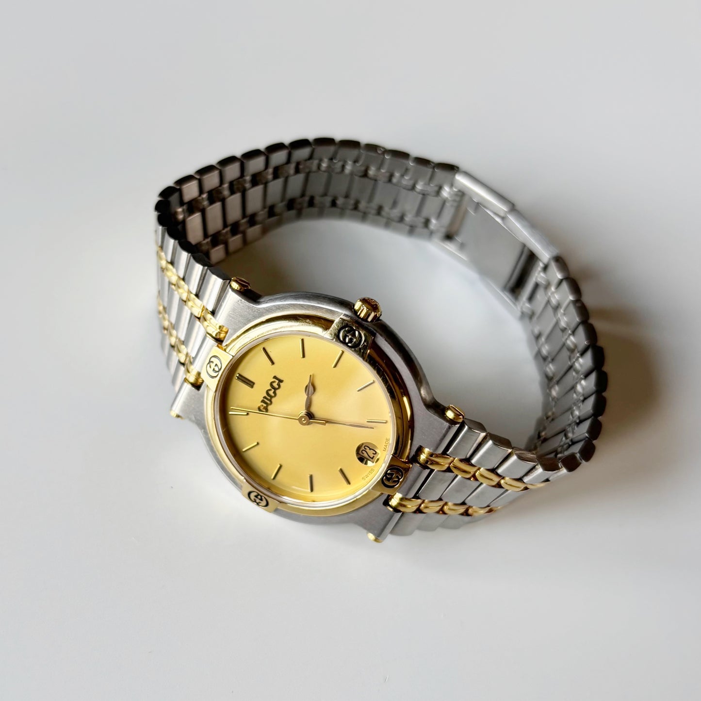 Gucci 1990s Date Round Dial Two Tone (Large)