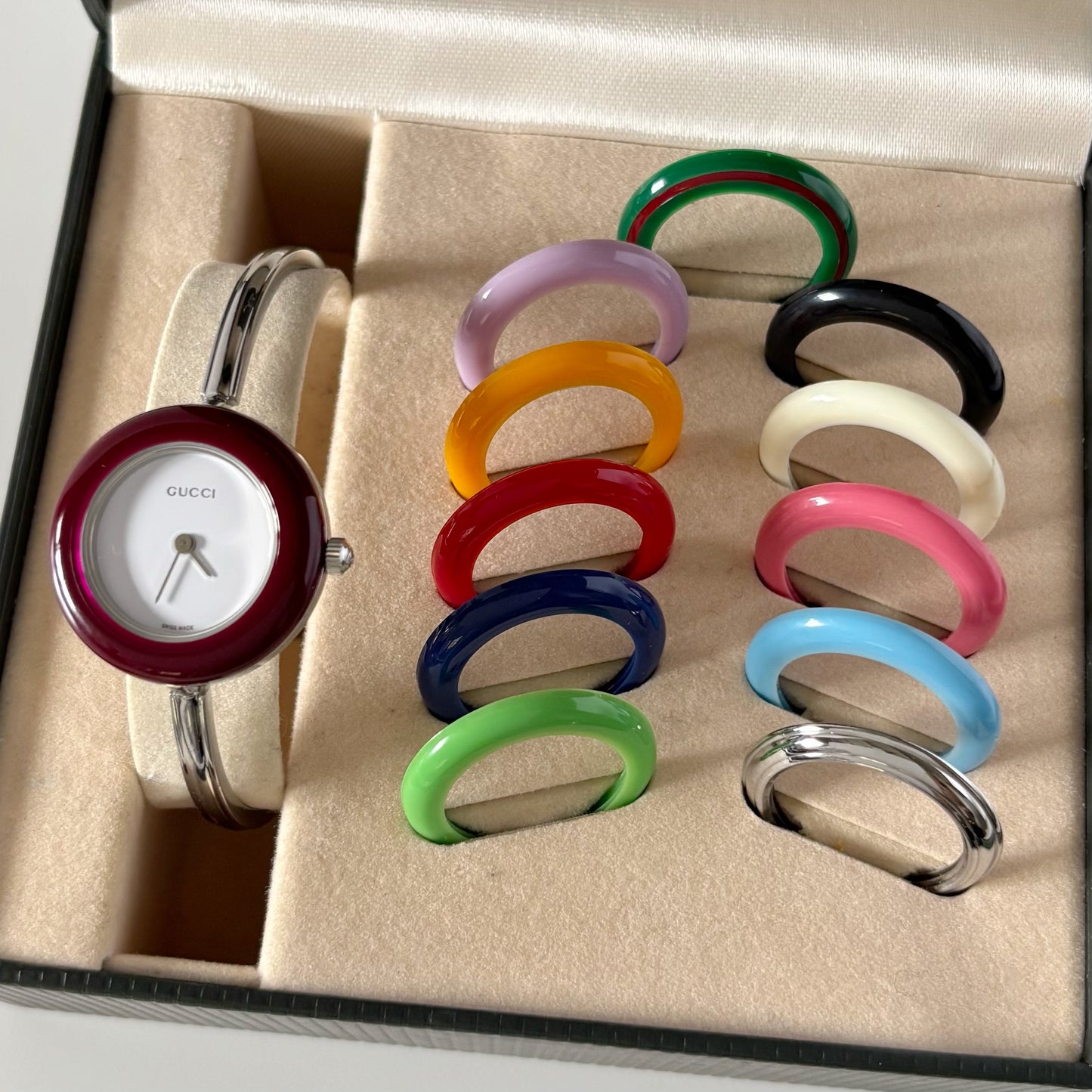 Gucci 1990s Interchangeable Bezel Stainless steel Bangle Watch with 12 bezels, case