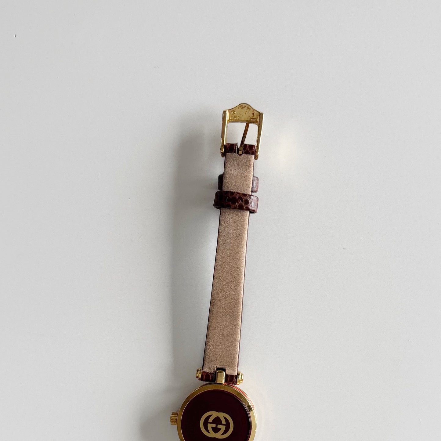 Gucci 1990s Sherry Round Dial Gold Plated Watch
