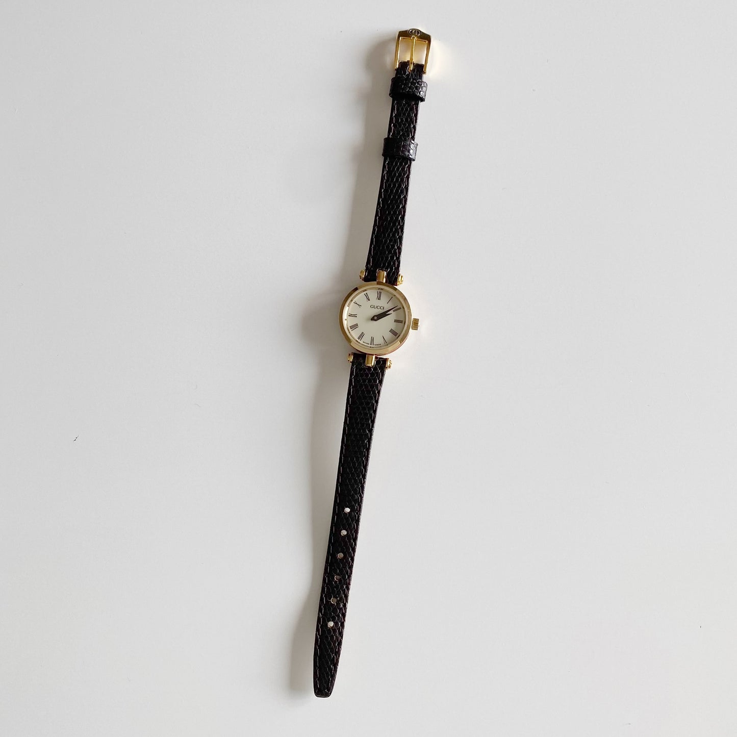 Gucci 1990s Sherry Round Dial Gold Plated Watch
