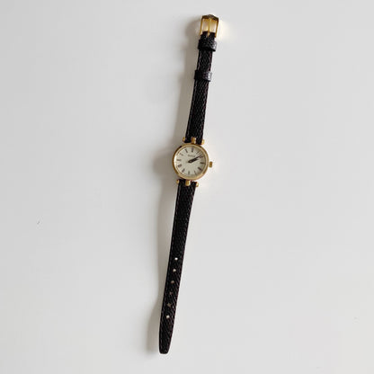 Gucci 1990s Sherry Round Dial Gold Plated Watch
