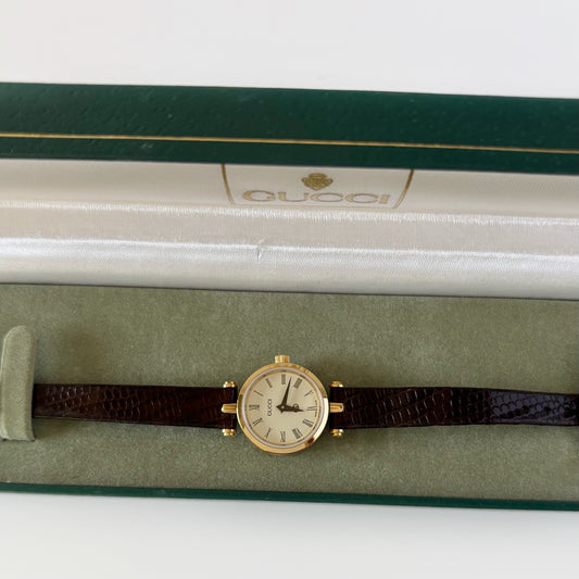 Gucci 1990s Sherry Round Dial Gold Plated Watch