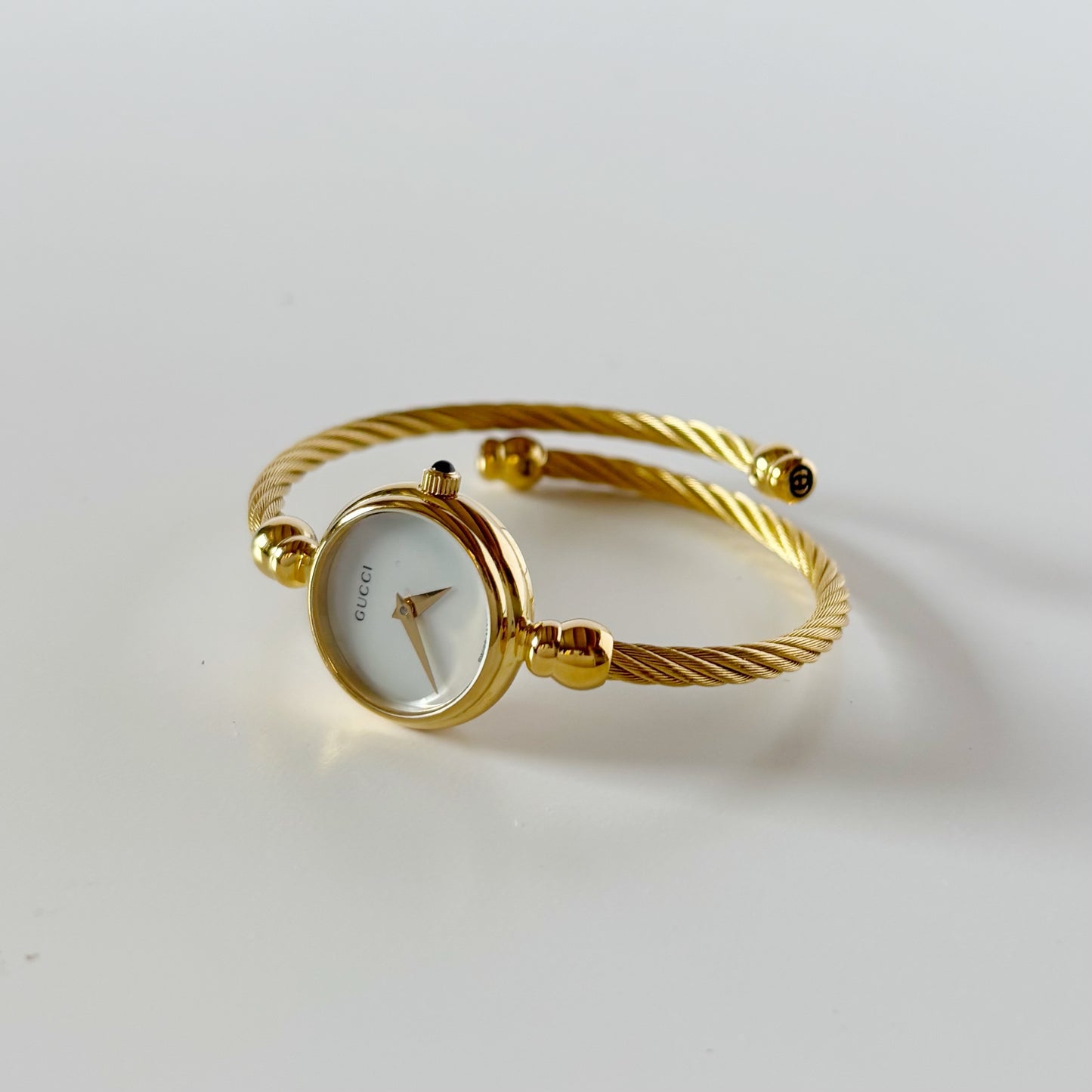 Gucci 1990s Seashell Dial Gold Plated Cable Bangle Watch