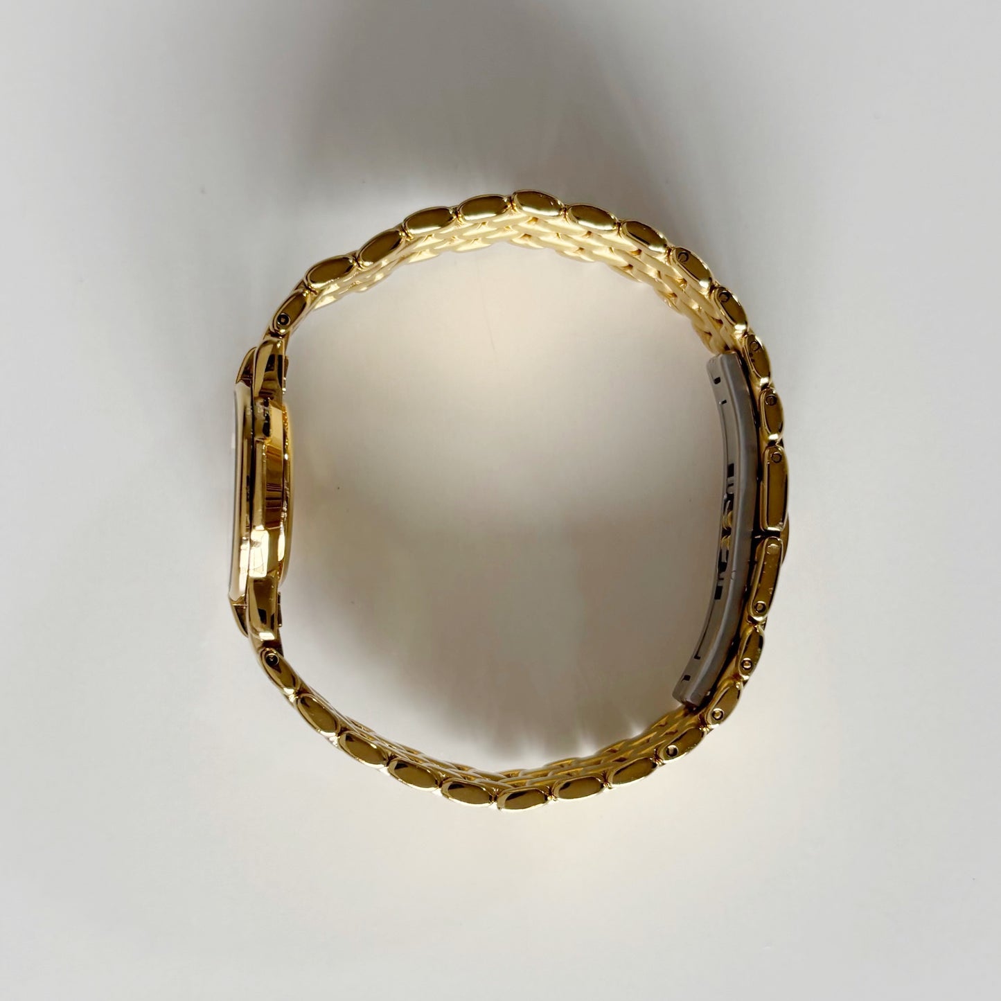 Gucci 1990s Round Dial Gold Plated Watch