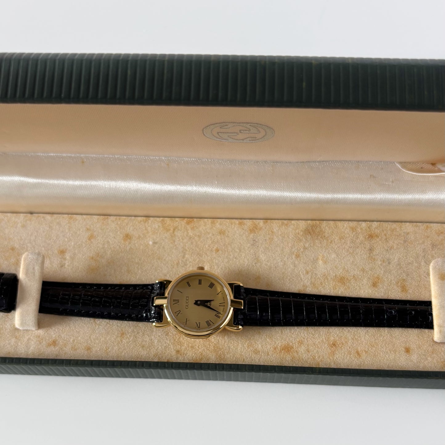 Gucci 1990s Round Dial Gold Plated Watch