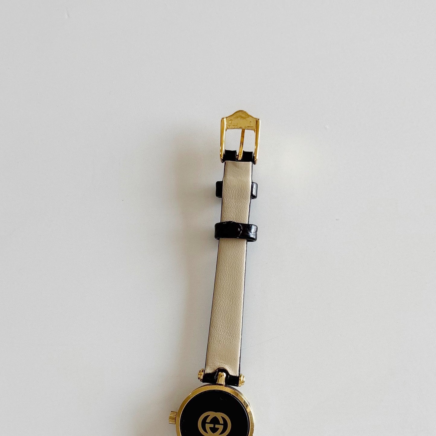 Gucci 1990s Round Dial Gold Plated Watch