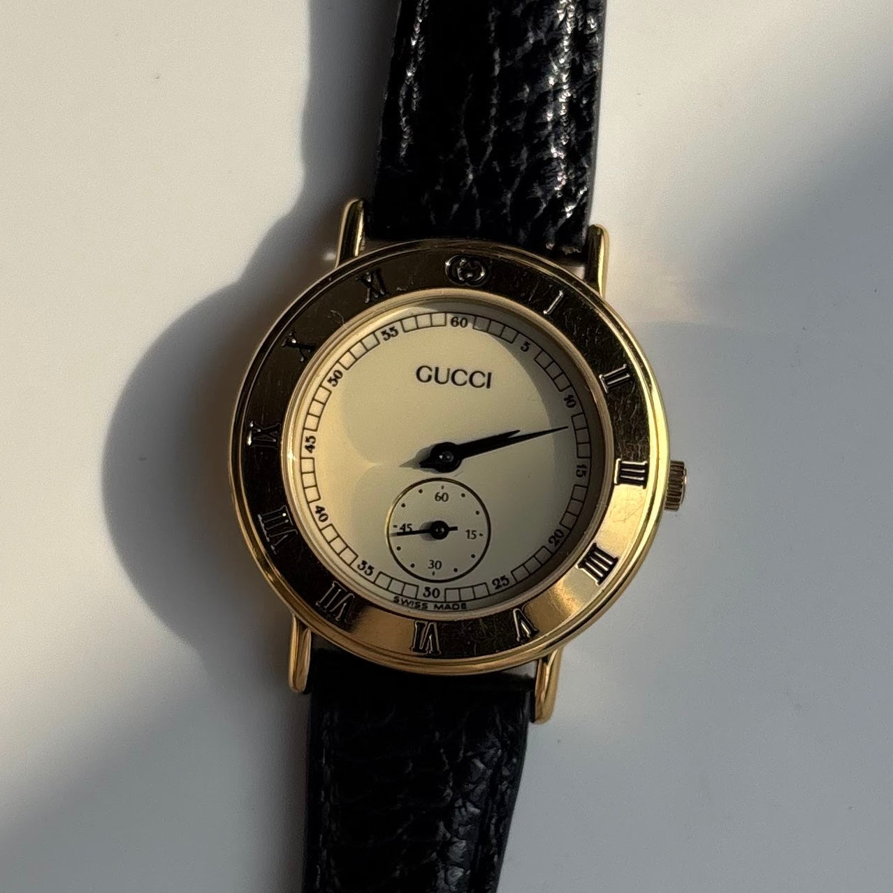Gucci 1990s Sub second Round Dial Gold Plated Watch