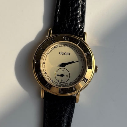 Gucci 1990s Sub second Round Dial Gold Plated Watch