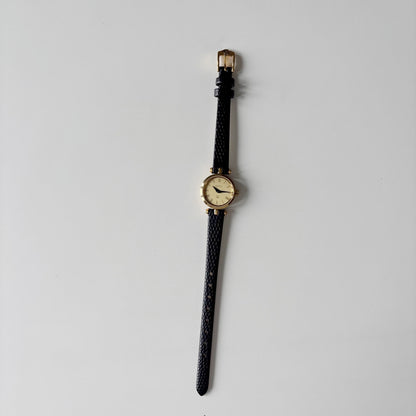 Gucci 1990s Gold Round Dial Gold Plated Watch