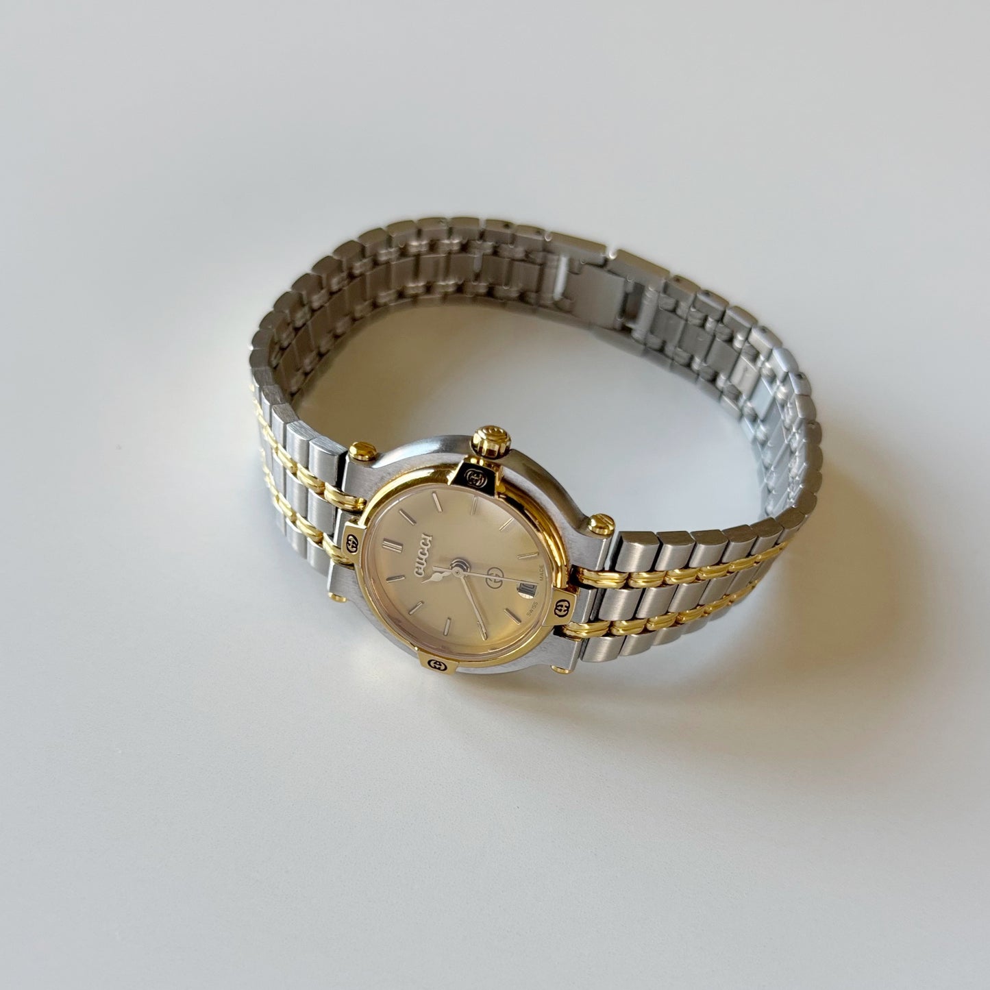 Gucci 1990s Date Round Dial Two Tone Gold Plated Watch