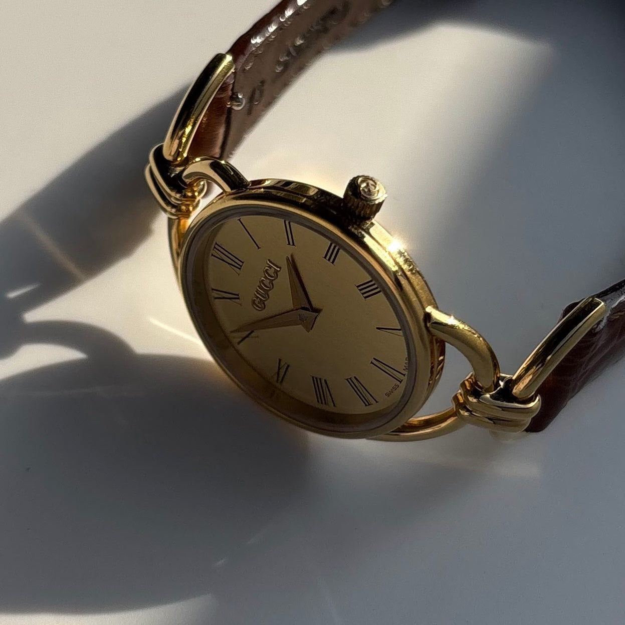 Gucci 1990s Round Dial Gold Plated Watch