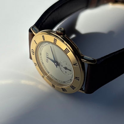 Gucci 1990s Sub second Round Dial Watch