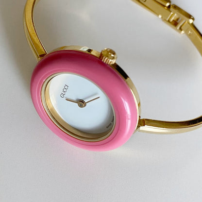Gucci 1990s Interchangeable Bezel Gold Plated Bangle Watch with 12 bezels, case (Small)