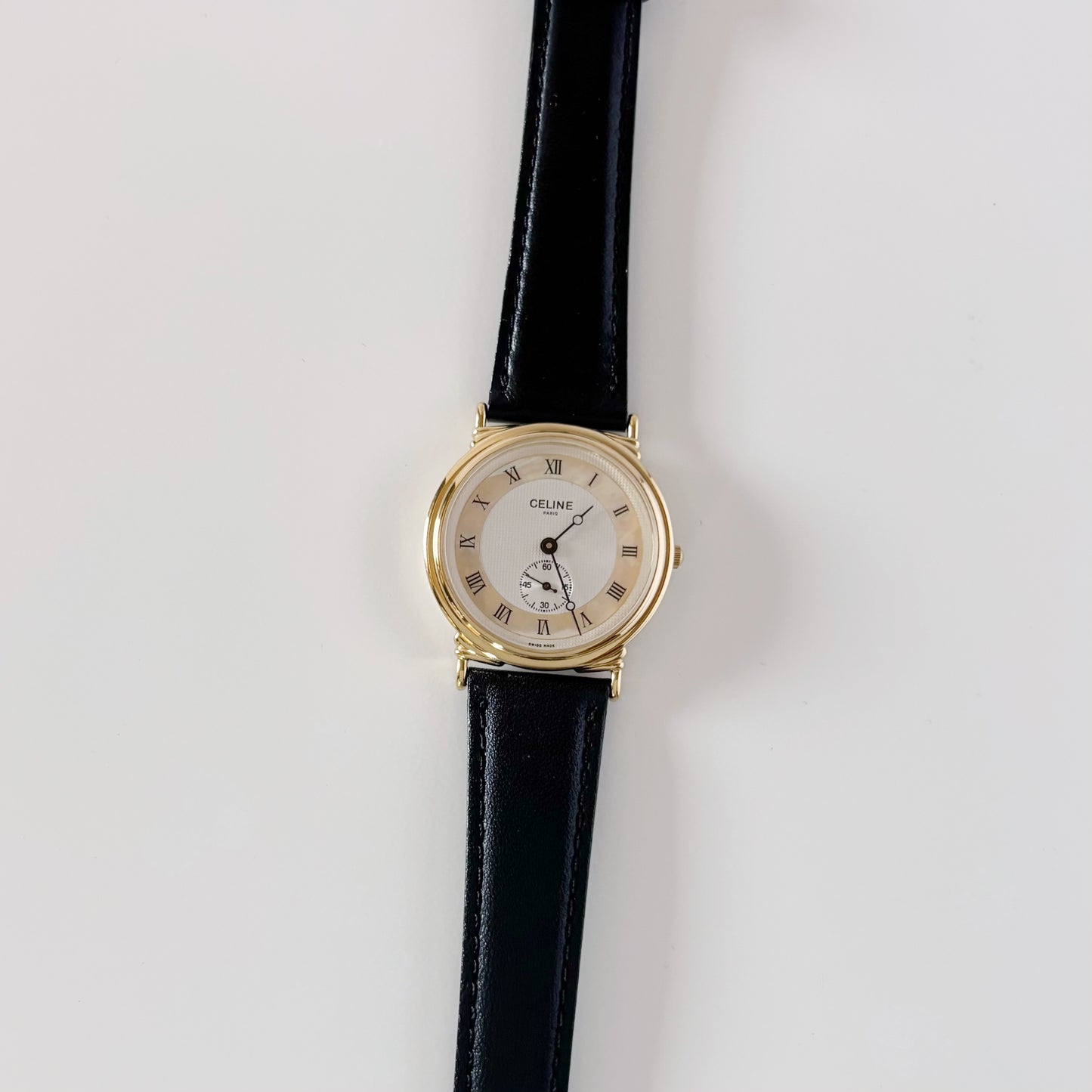Celine 1990s Seashell Round Dial Gold Plated Watch (Large)