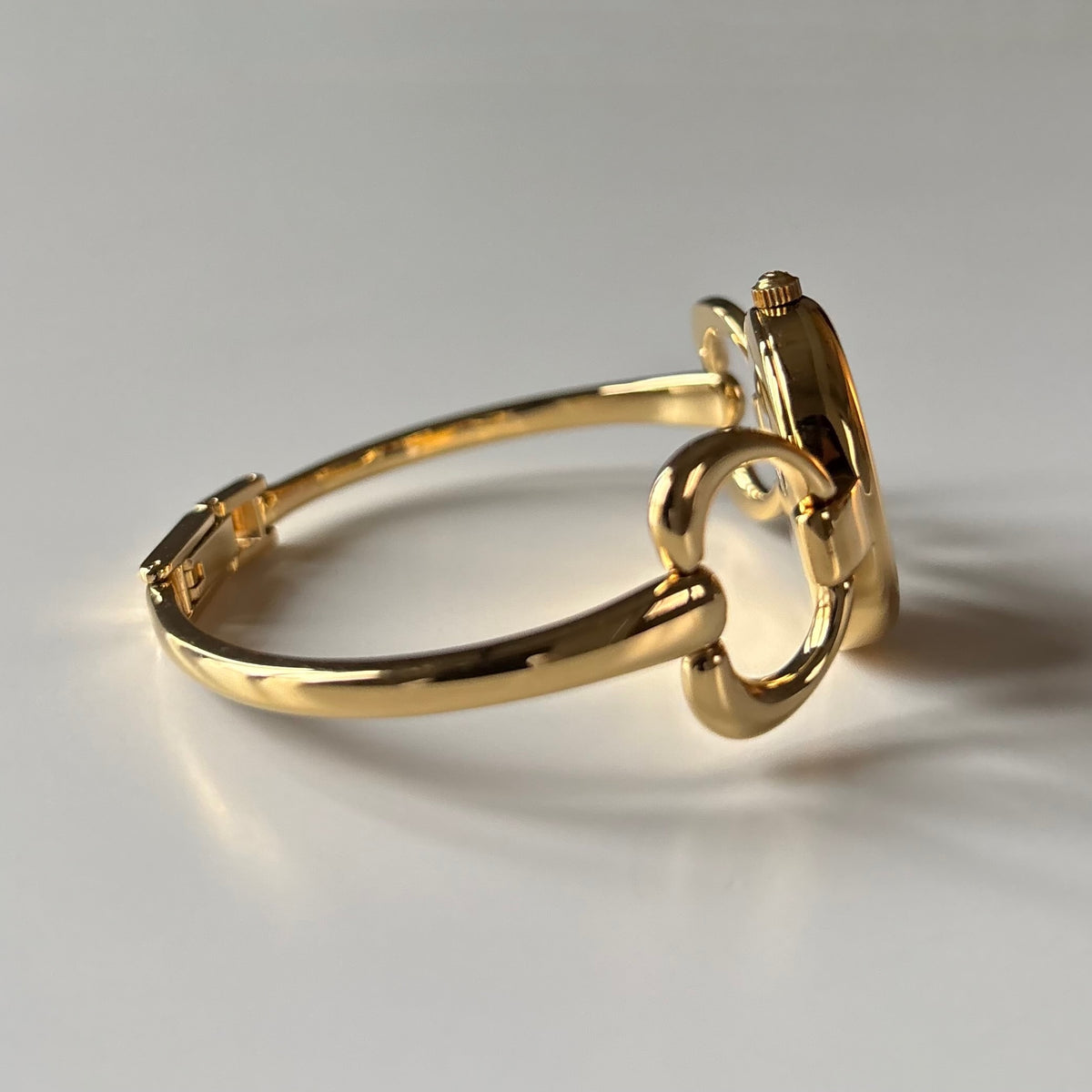 Gucci 1990s Seashell Dial Gold Plated Bangle Watch