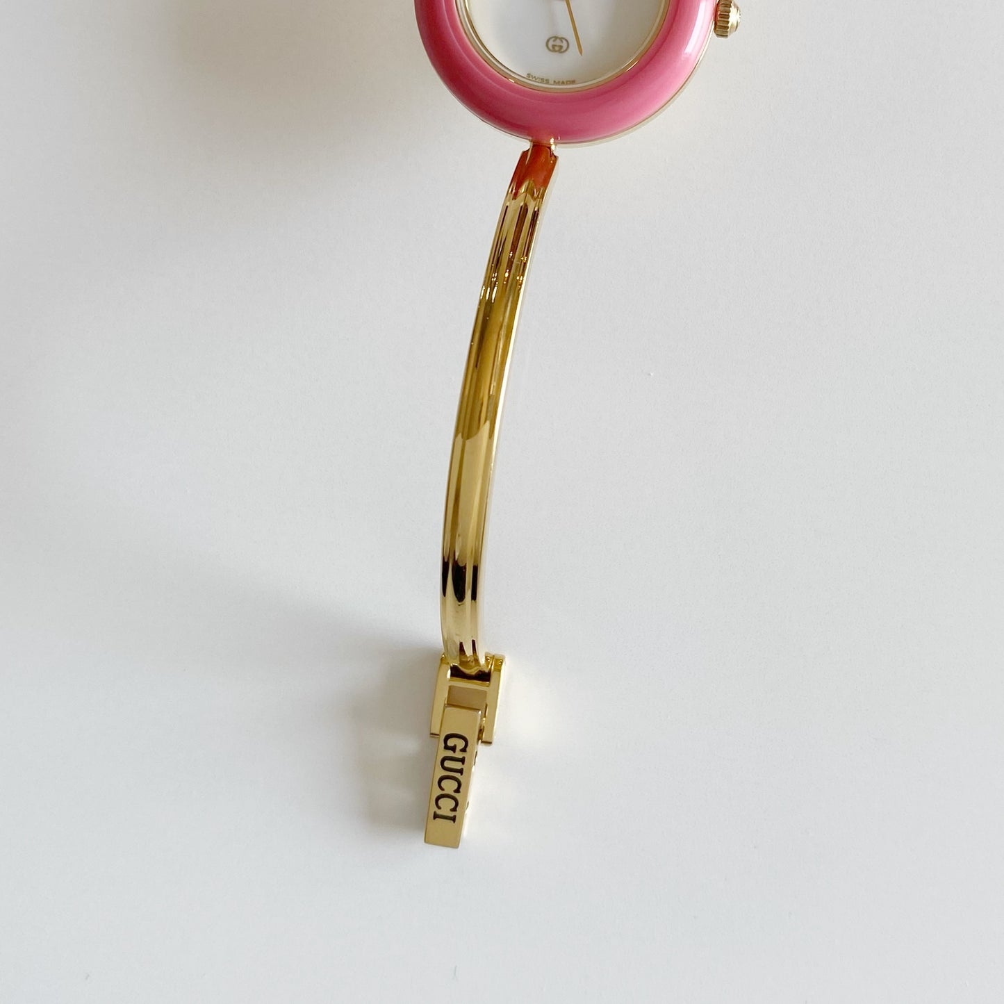 Gucci 1990s Interchangeable Bezel Gold Plated Bangle Watch with 12 bezels, case