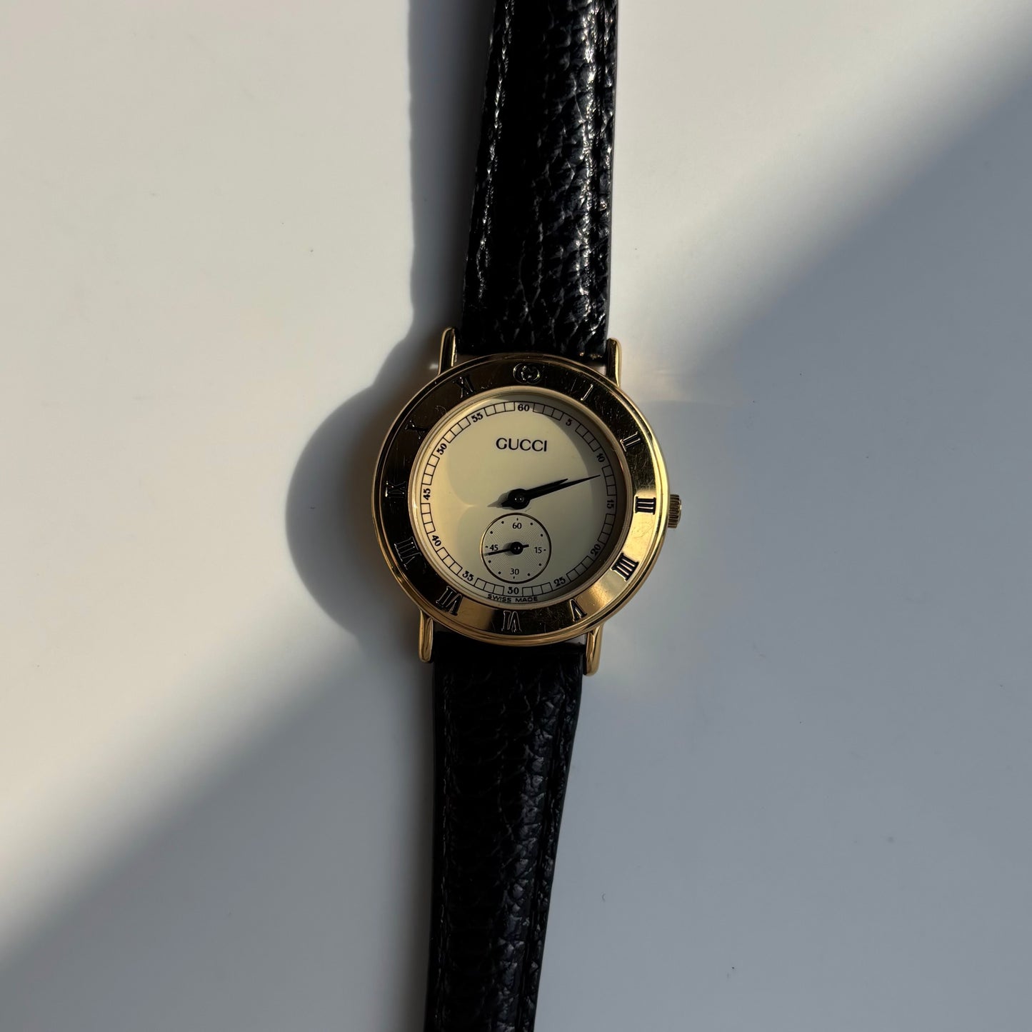 Gucci 1990s Sub second Round Dial Gold Plated Watch