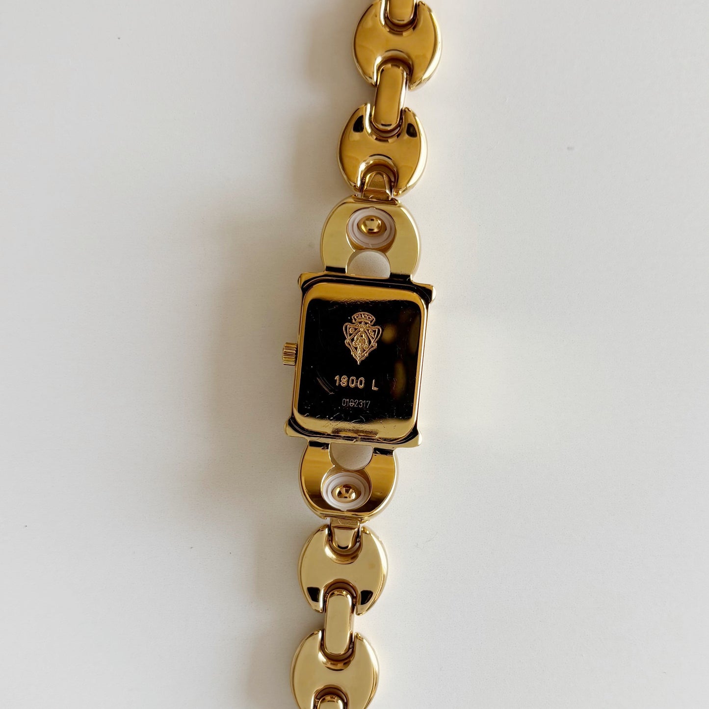 Gucci 1990s Interchangeable Strap Gold Plated Watch with 3 straps, case