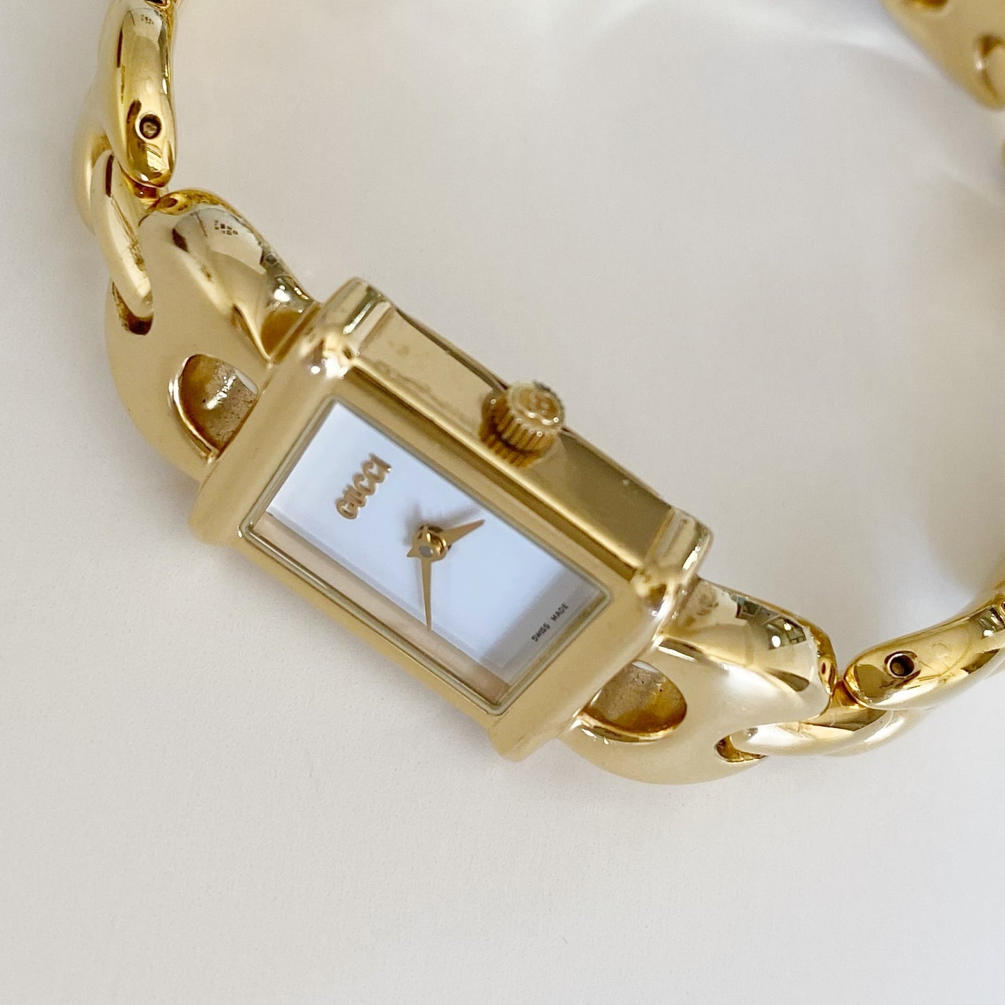 Gucci 1990s Interchangeable Belt Gold Plated Watch with 3 belts, case