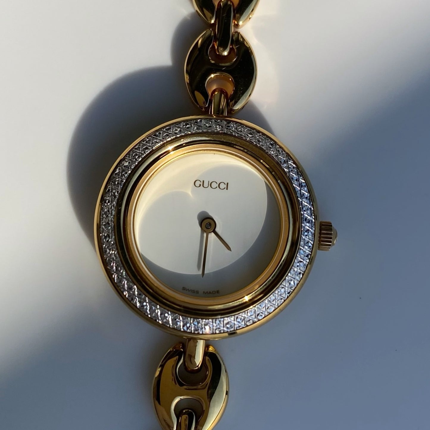 Gucci 1990s Interchangeable Bezel Gold Plated Watch with 6 bezels, case (167mm)
