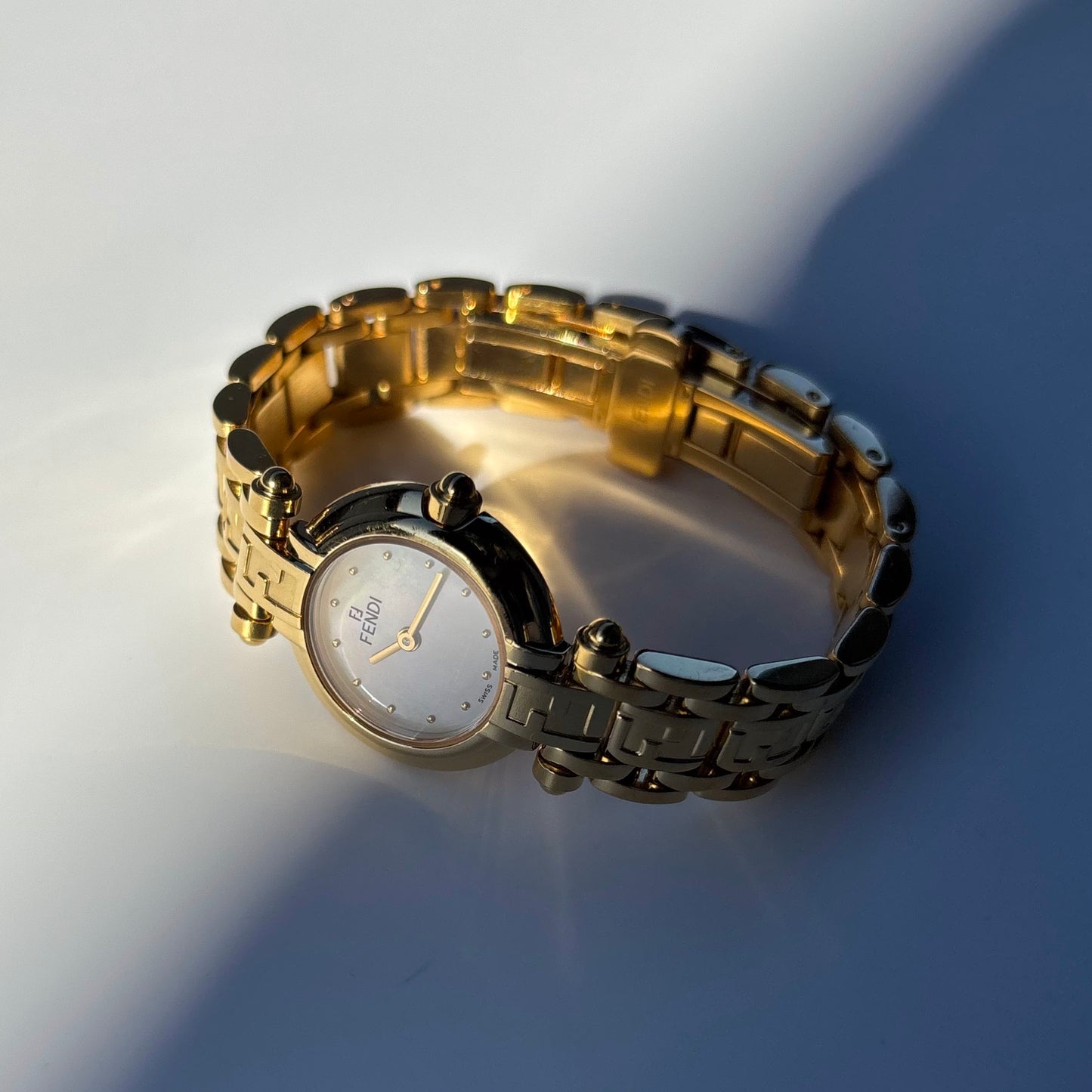 Fendi 1990s Seashell Round Dial Gold Plated Watch