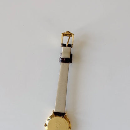 Gucci 1990s Seashell Round Dial Gold Plated Watch