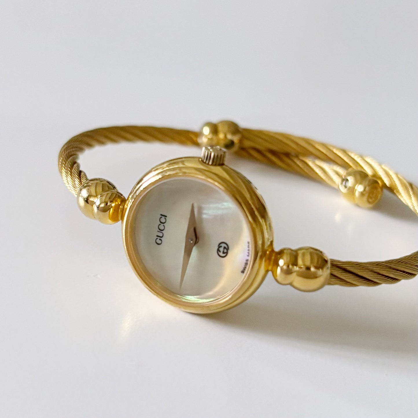 Gucci 1990s Seashell Dial Gold Plated Round Watch