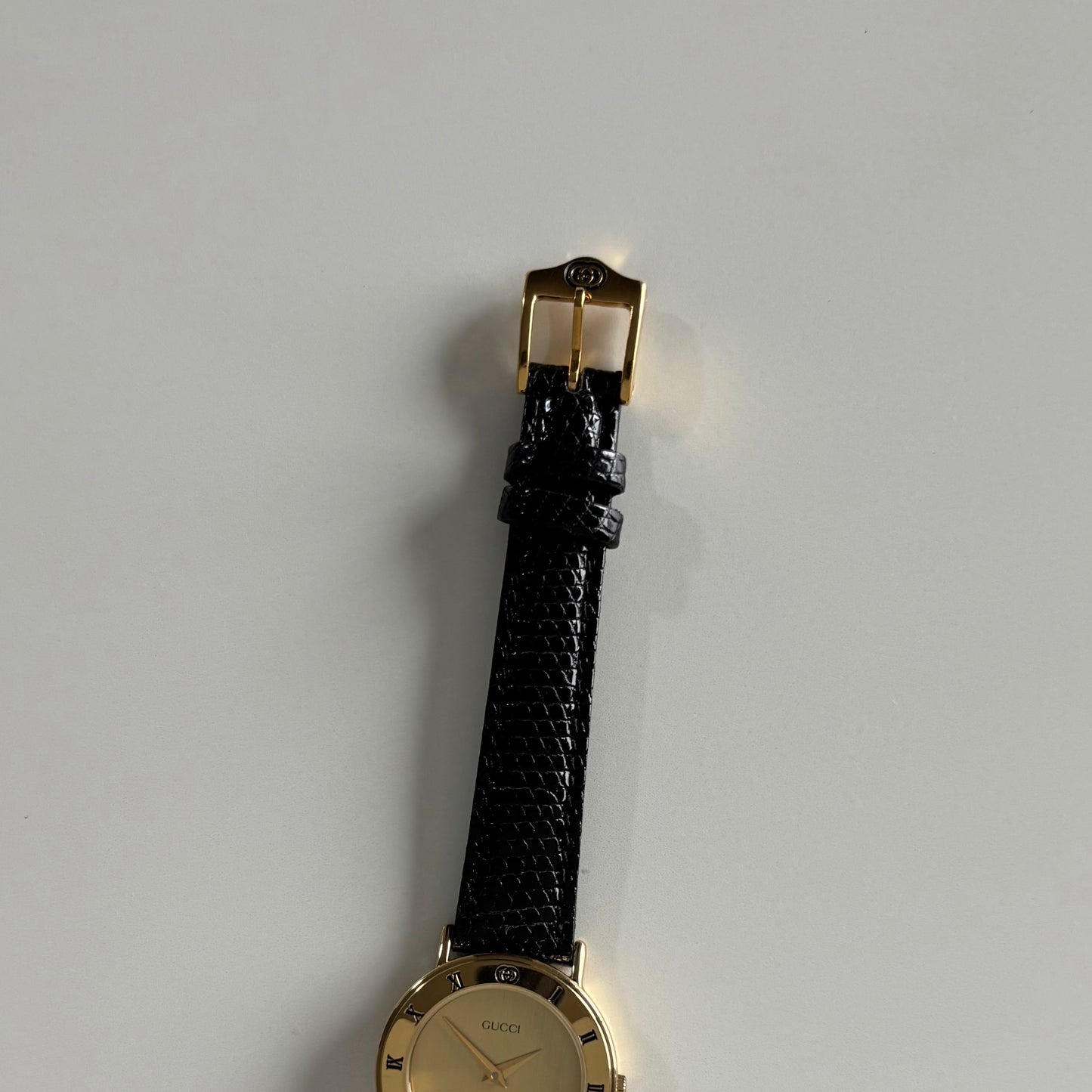 Gucci 1990s Round Dial Gold Plated Watch