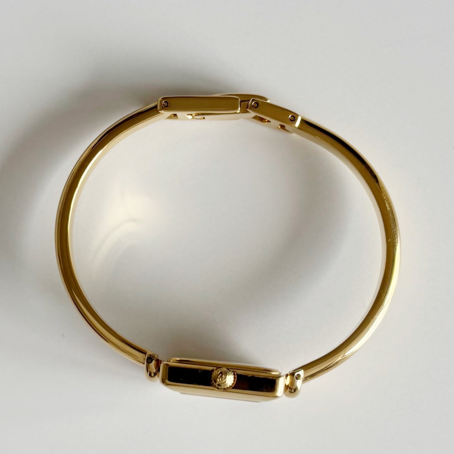 Gucci 1990s Square Dial Gold Plated Bangle Watch (Small)