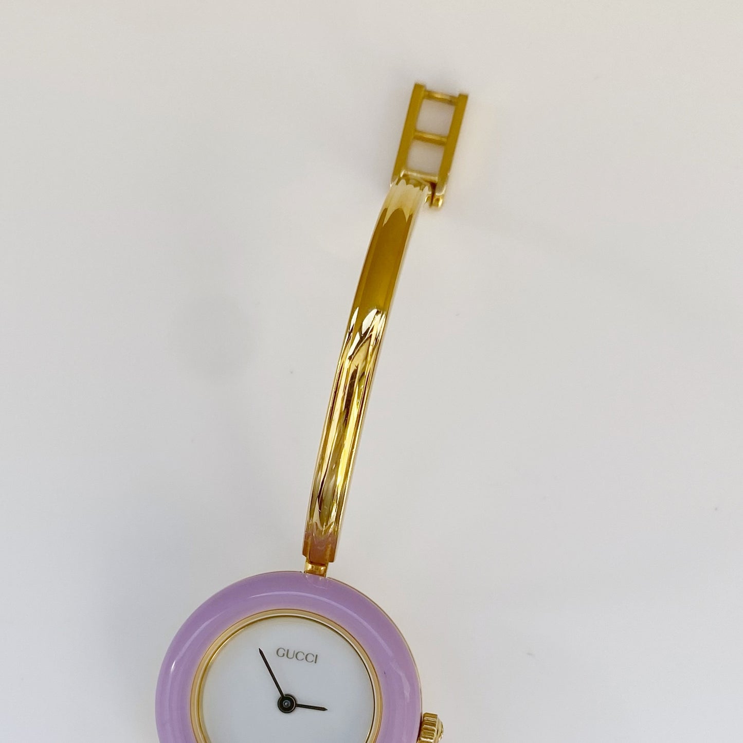 Gucci 1990s Interchangeable Bezel Gold Plated Bangle Watch with 12 bezels, case (Small)