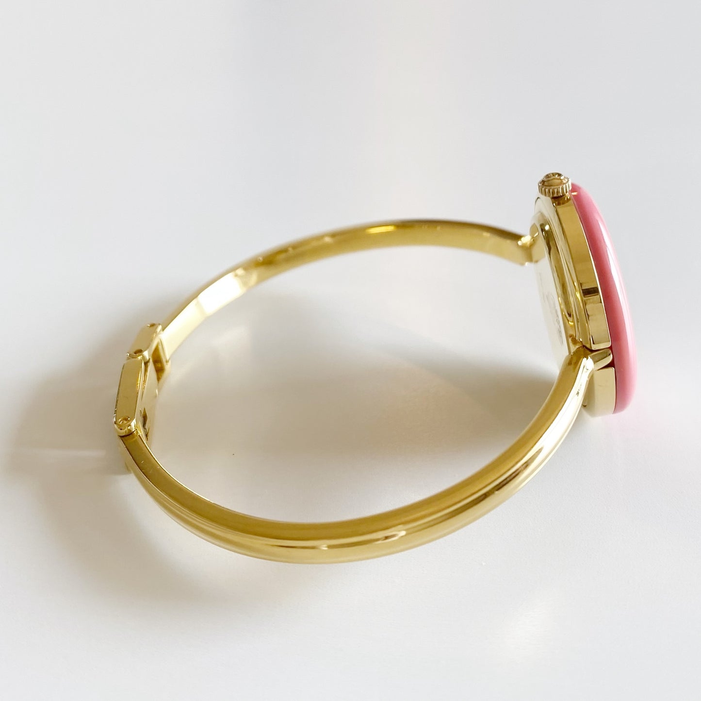 Gucci 1990s Interchangeable Bezel Gold Plated Bangle Watch with 12 bezels, case