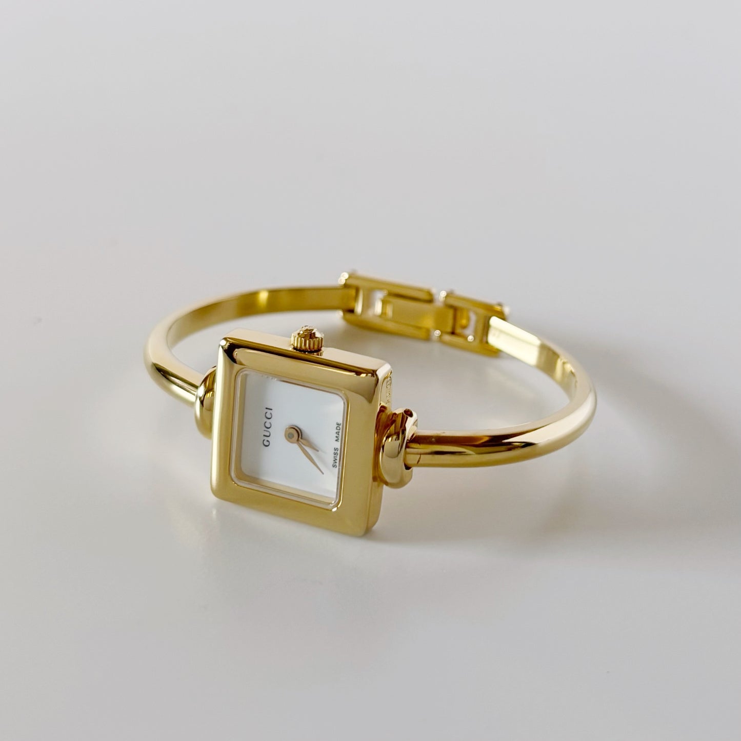 Gucci 1990s Square Dial Gold Plated Bangle Watch (Small)