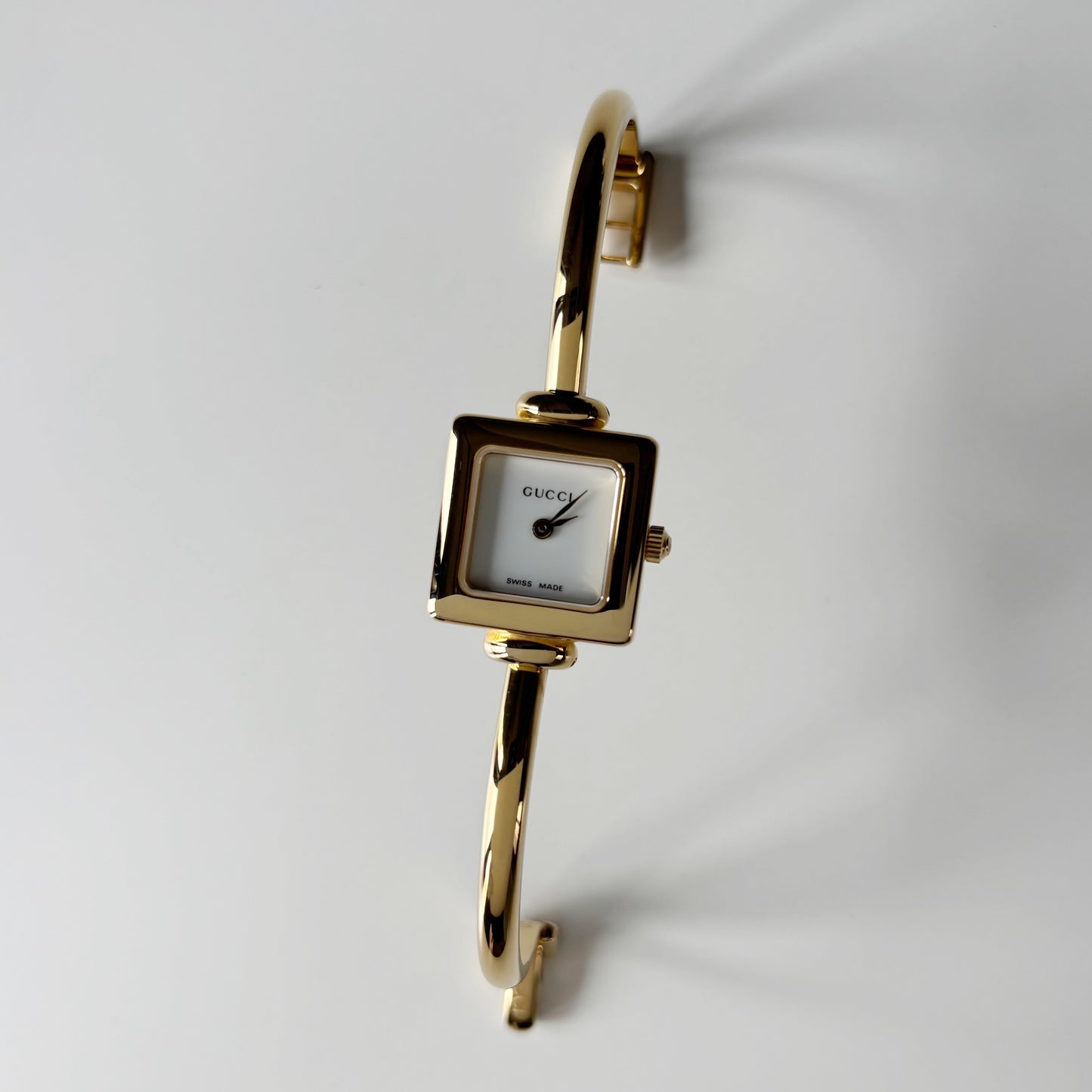 Gucci 1990s Square Dial Gold Plated Bangle Watch (Small)