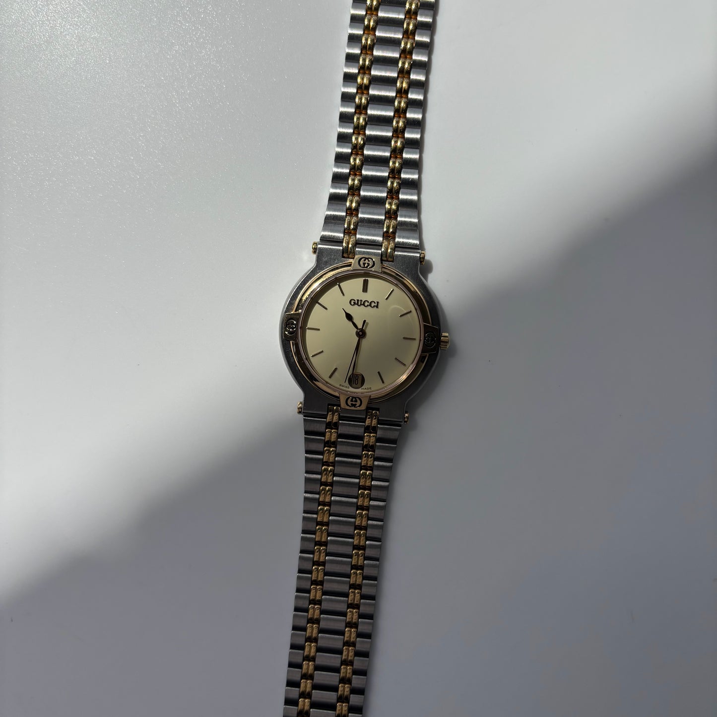 Gucci 1990s Round Dial Two Tone Gold Plated Watch (Large)
