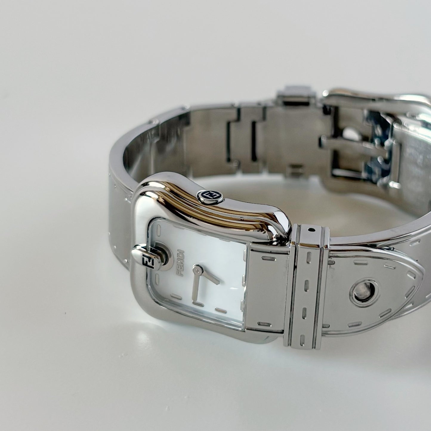 Fendi 1990s Seashell Dial Stainless steel Silver Buckle Watch