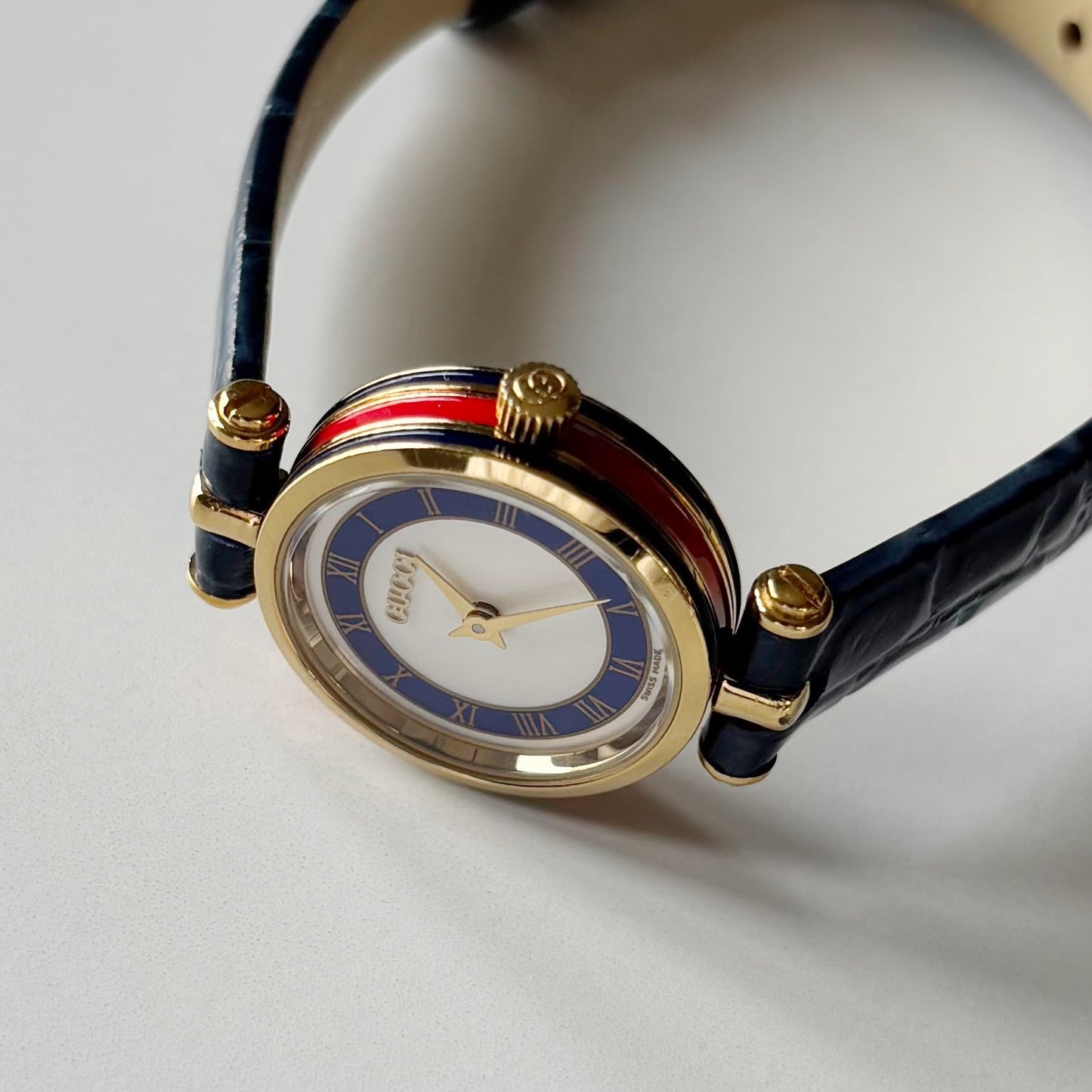 Gucci 1990s Round Dial Blue Gold Plated Watch
