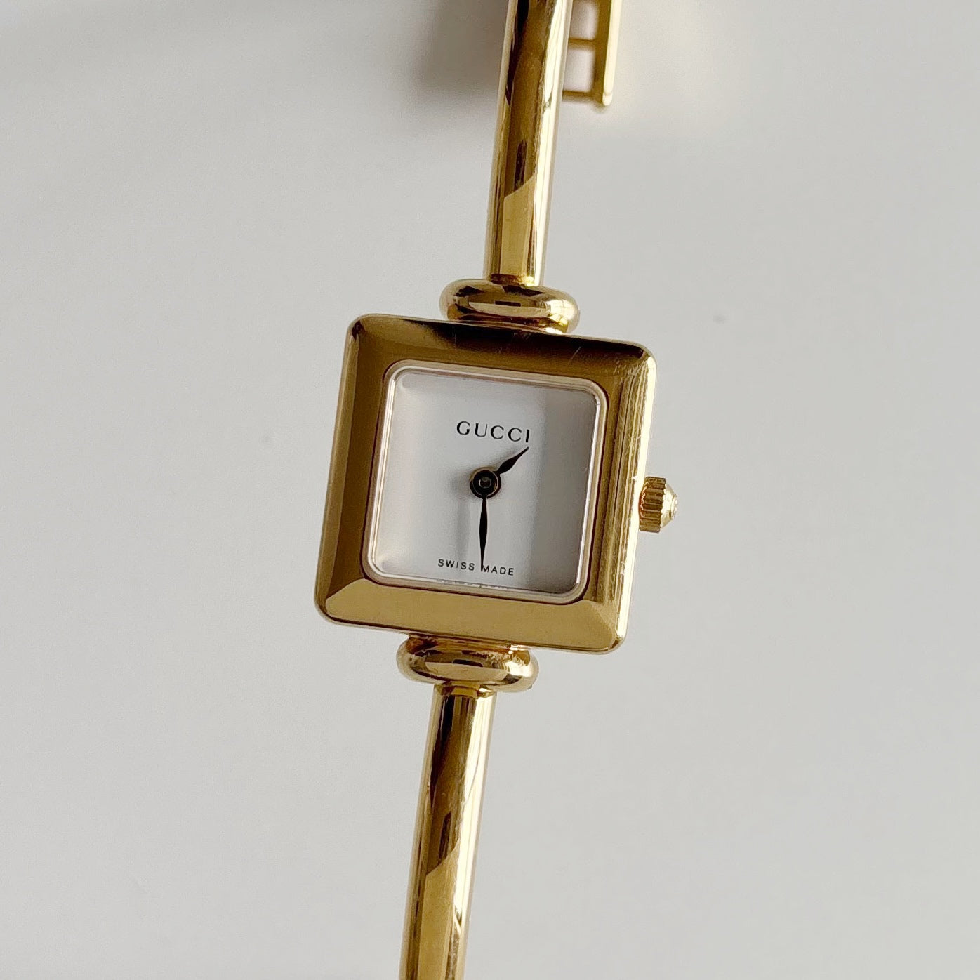 Gucci 1990s Square Dial Gold Plated Bangle Watch (Small)