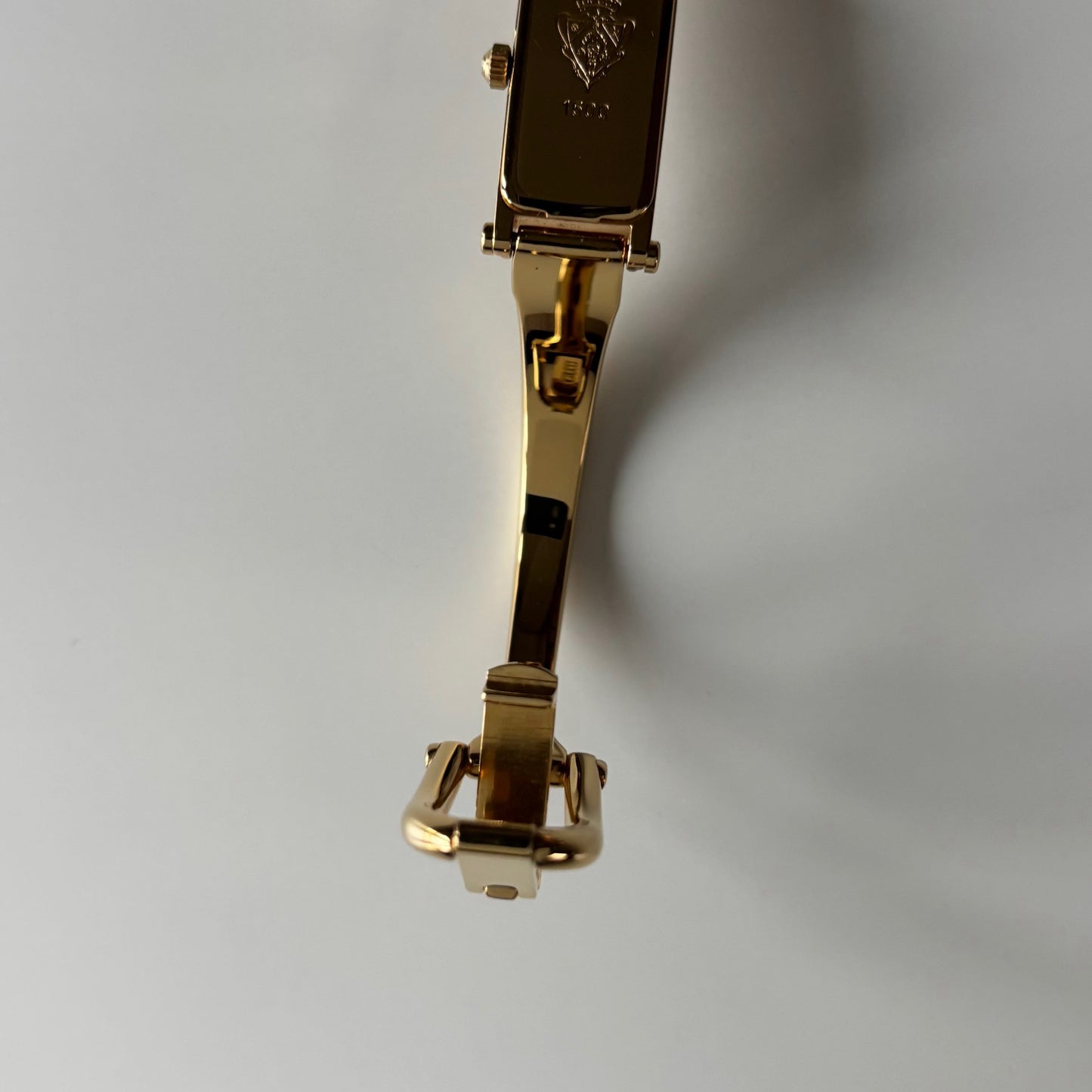 Gucci 1990s Seashell Dial Gold Plated Bangle Watch
